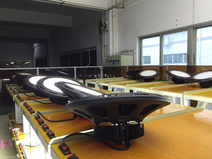 Le CE RoHS a approuvé le haut conducteur imperméable 5 de Lumileds 3030 Chips Meanwell de lumière de baie d'UFO LED